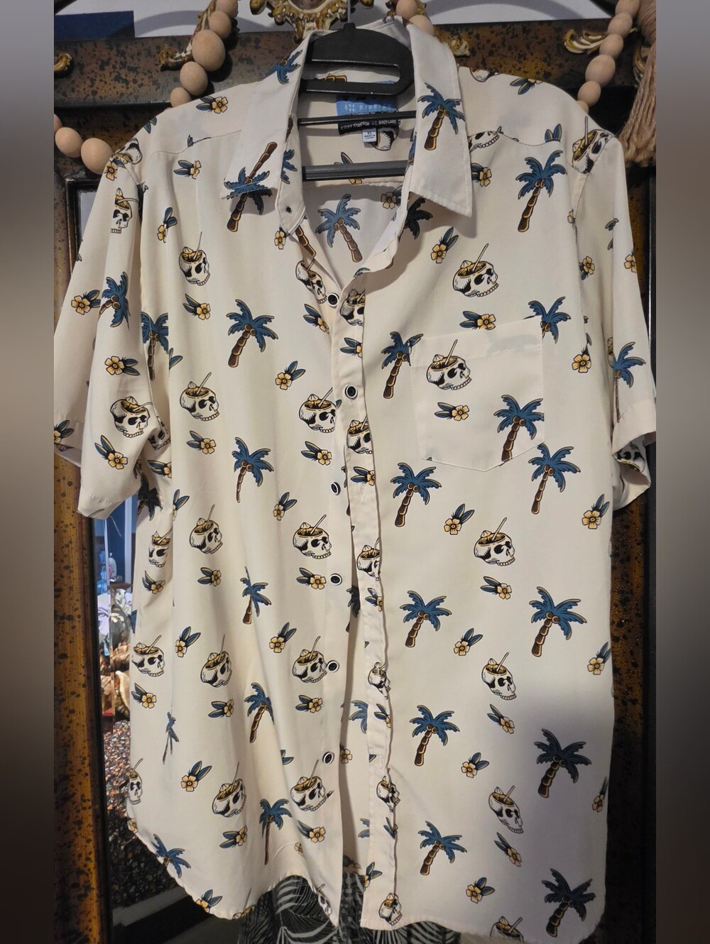 Men's Short-Sleeve Tropical Skull & Palm Button-Down Shirt - Cream/Blue